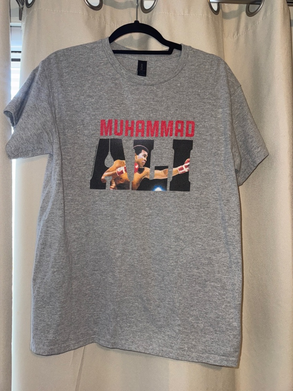 Gildan Grey Muhammad Ali Graphic Short Sleeve Tee